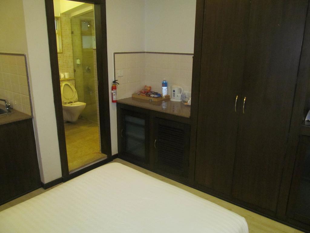 Shilton Residence Bangalore Luaran gambar