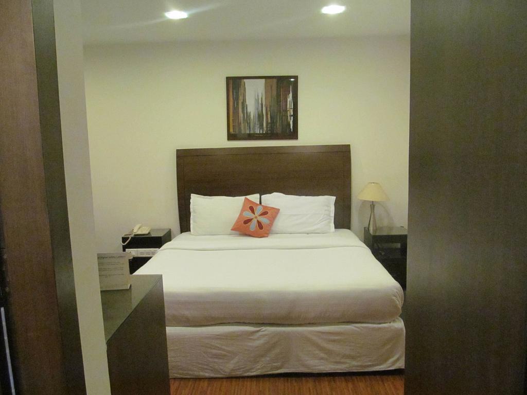 Shilton Residence Bangalore Luaran gambar