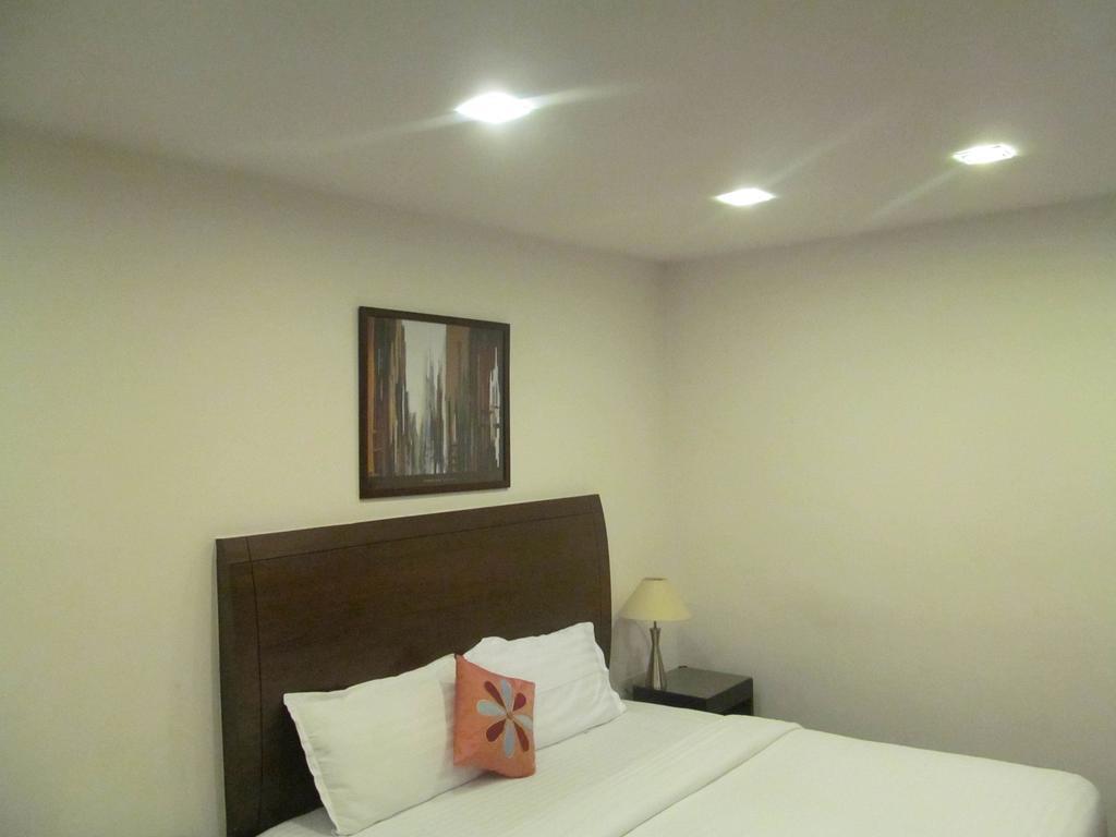 Shilton Residence Bangalore Luaran gambar